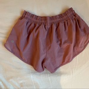 Lululemon hotty hot short